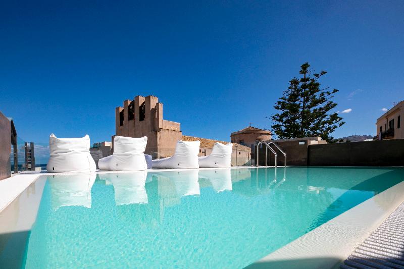 Azzoli Trapani  Apartments&skypool  Adults Only