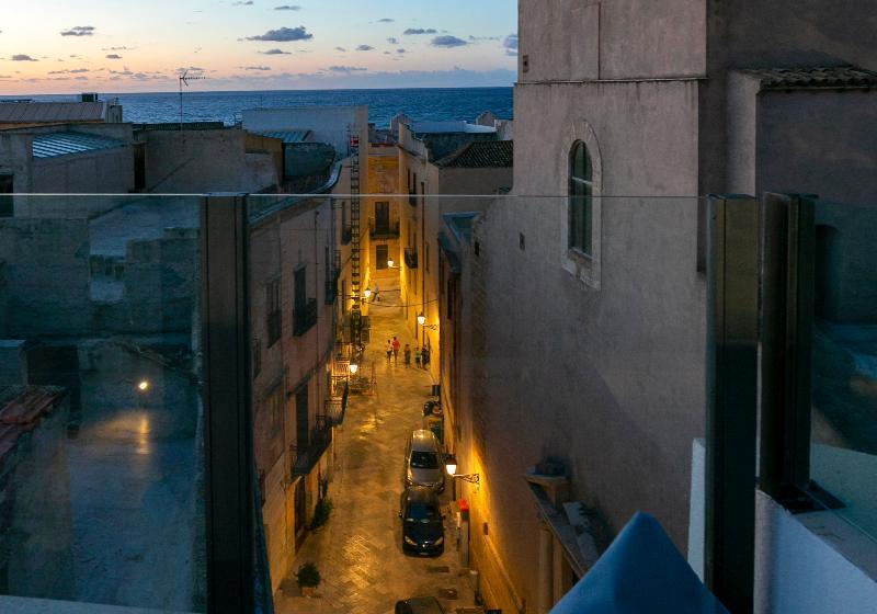Azzoli Trapani  Apartments&skypool  Adults Only