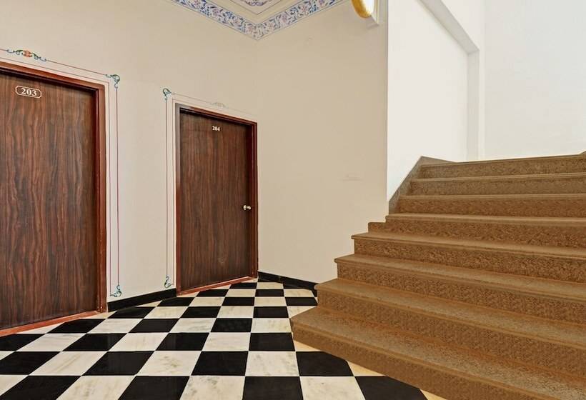 민박 Treebo Khakhri Haveli