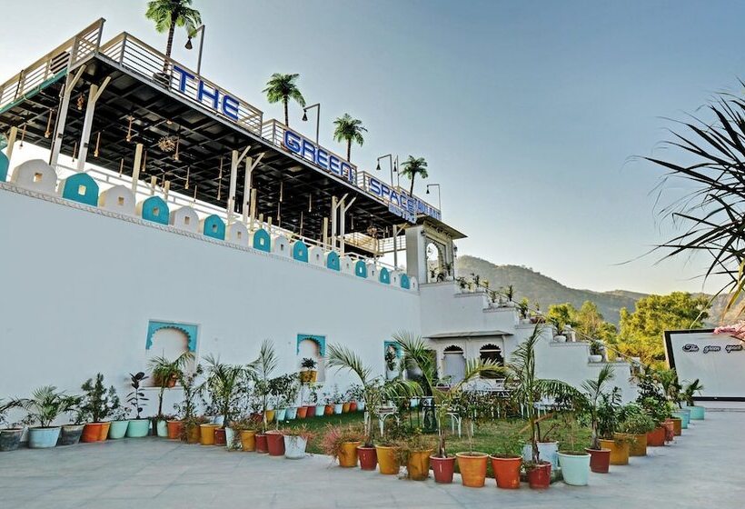 민박 Treebo Khakhri Haveli