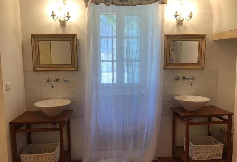 Bed and Breakfast Le Mas Jasmins