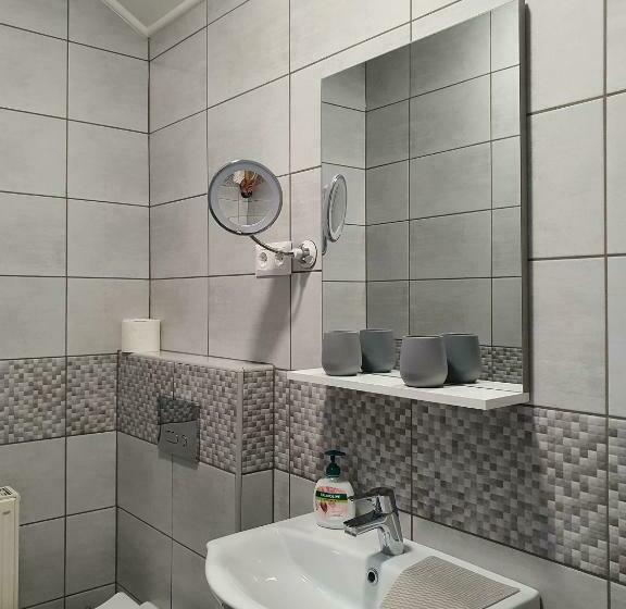 Bed and Breakfast Monostor Panzió