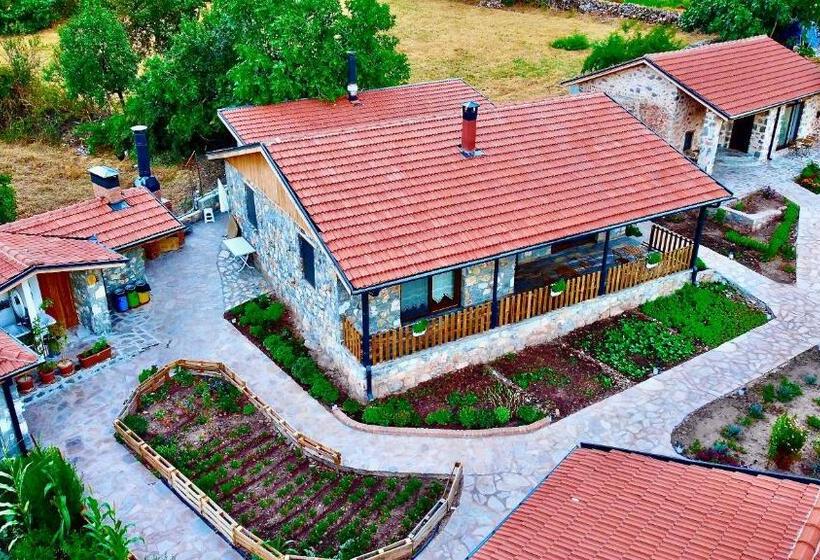 Dedehan Retreat Otel