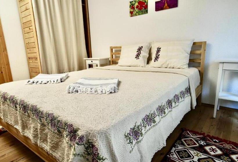 Dedehan Retreat Otel