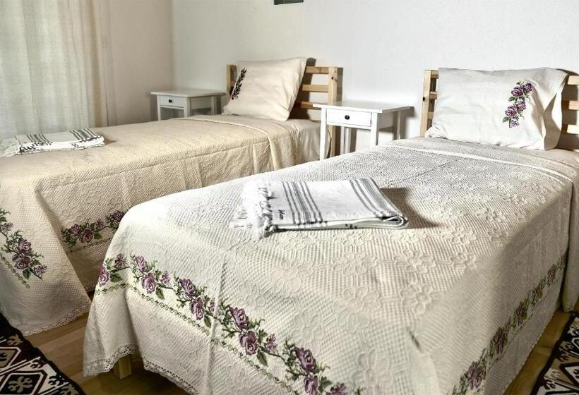 Dedehan Retreat Otel