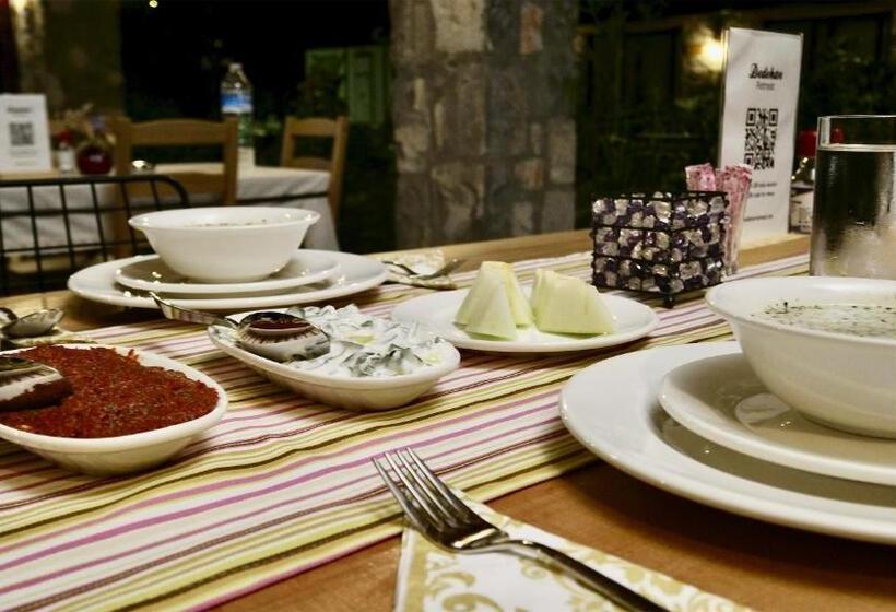 Dedehan Retreat Otel