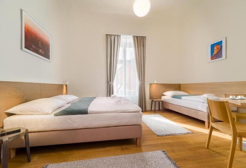 Domus Peregrini Apartmanok