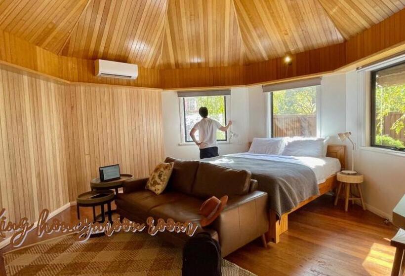 Grape Juice Retreat Rustic Romantic Gateway 5mins To Beaches & Town