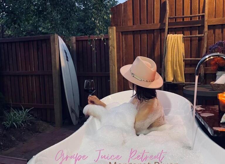 Grape Juice Retreat Rustic Romantic Gateway 5mins To Beaches & Town