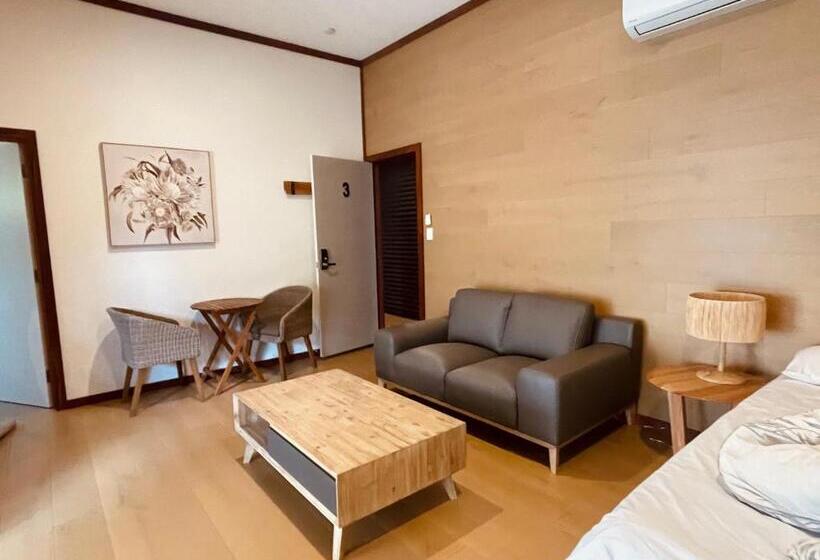 Grape Juice Retreat Rustic Romantic Gateway 5mins To Beaches & Town