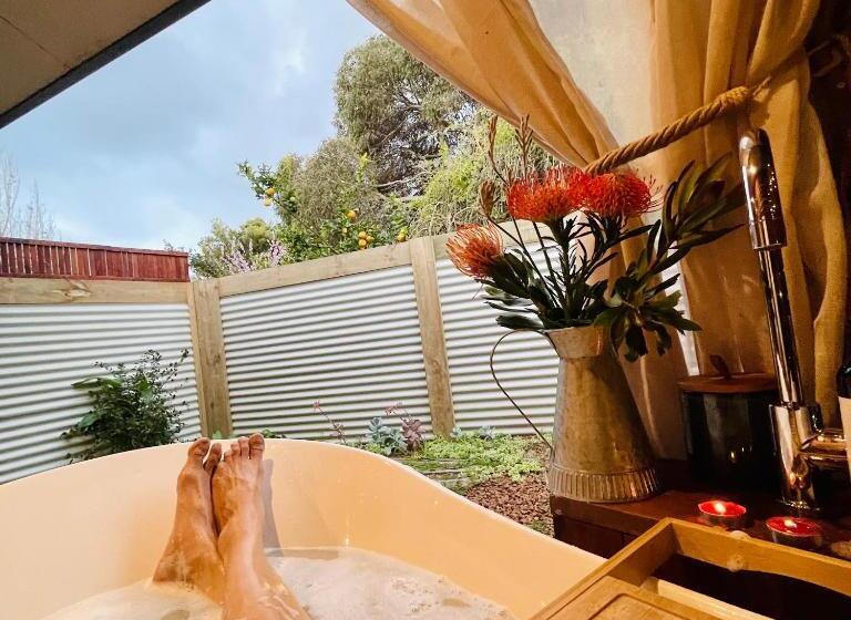 Grape Juice Retreat Rustic Romantic Gateway 5mins To Beaches & Town