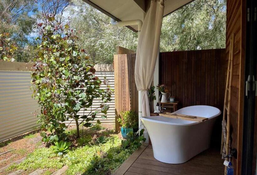 Grape Juice Retreat Rustic Romantic Gateway 5mins To Beaches & Town