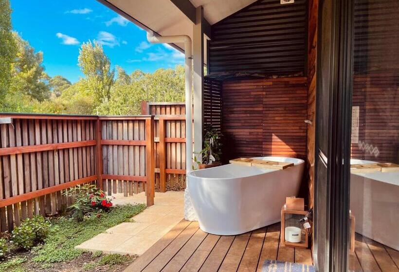 Grape Juice Retreat Rustic Romantic Gateway 5mins To Beaches & Town