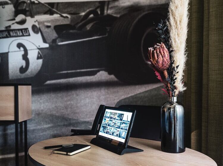 هتل Ameron Munchen Motorworld