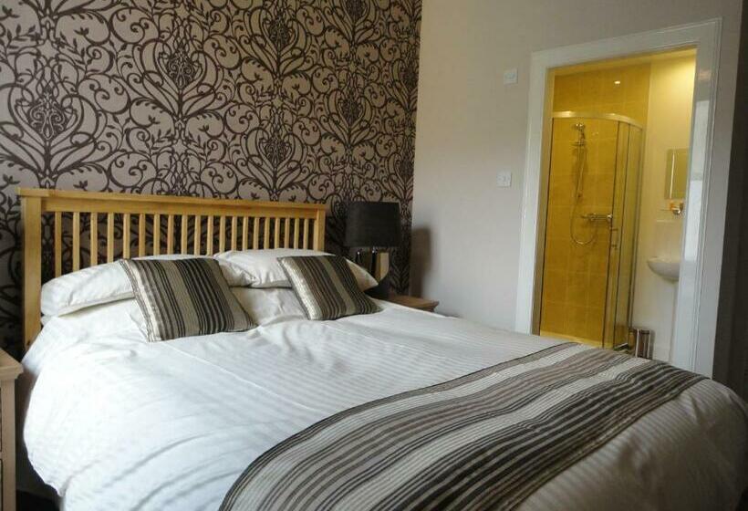 فندق Arden House