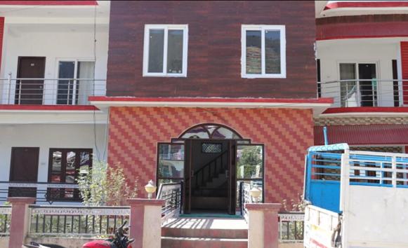 酒店 Divine Palace