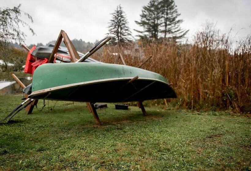 هتل Farm Road Estate