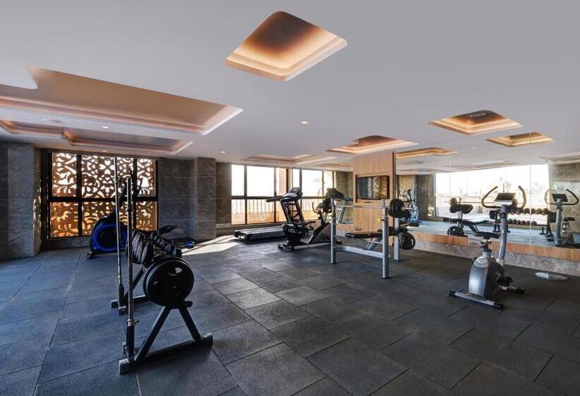 ホテル Lemon Tree Premier, Dwarka