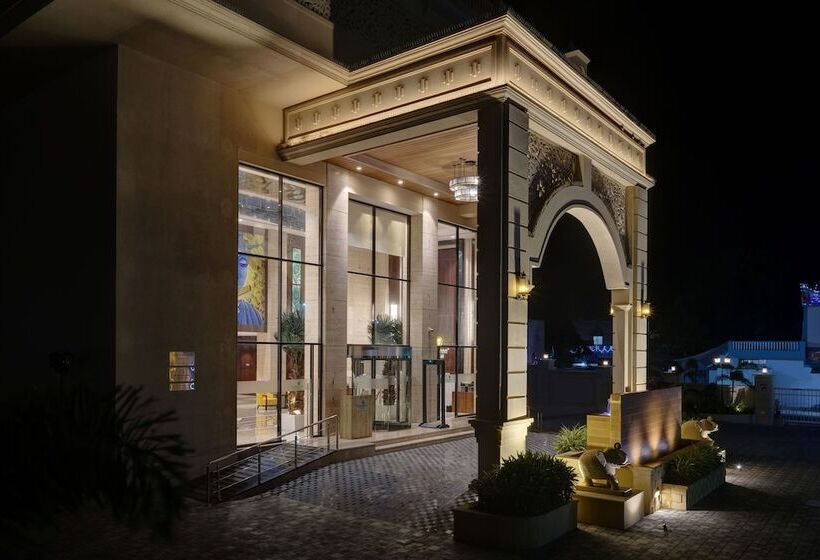 ホテル Lemon Tree Premier, Dwarka