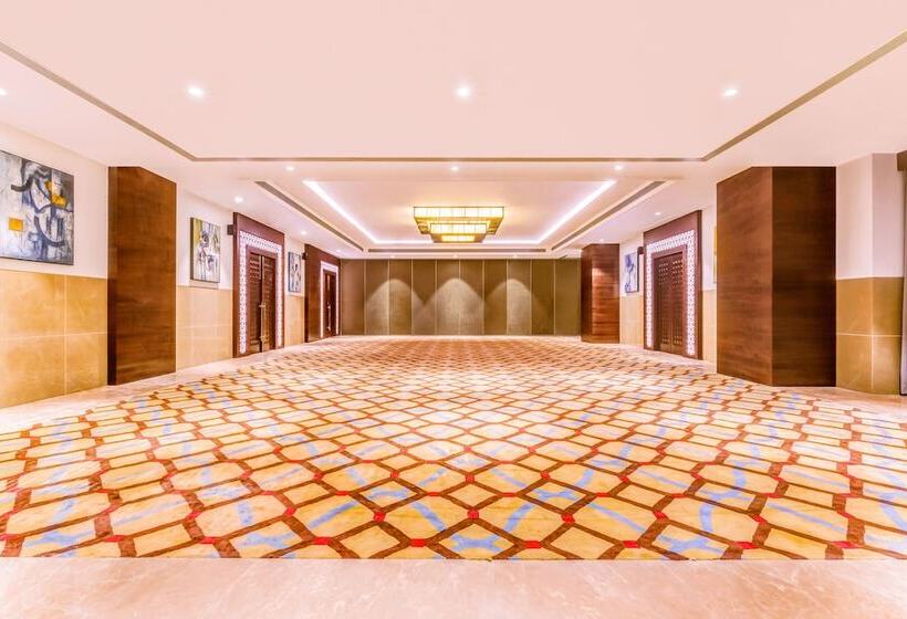 ホテル Lemon Tree Premier, Dwarka