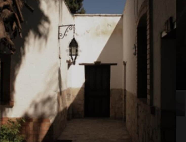 בית מלון כפרי Rancho El Morillo