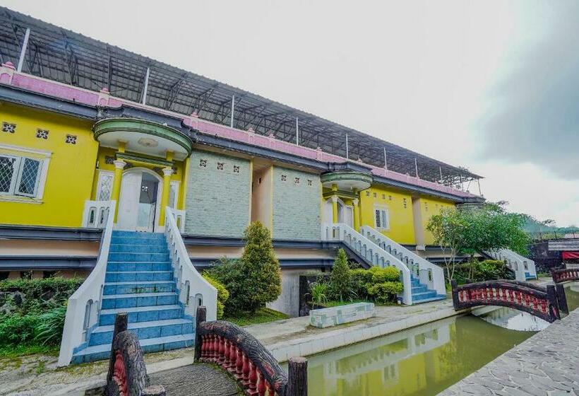 酒店 Reddoorz Plus Near Tapal Kuda Cugenang Cianjur