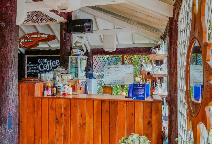 酒店 Reddoorz Plus Near Tapal Kuda Cugenang Cianjur