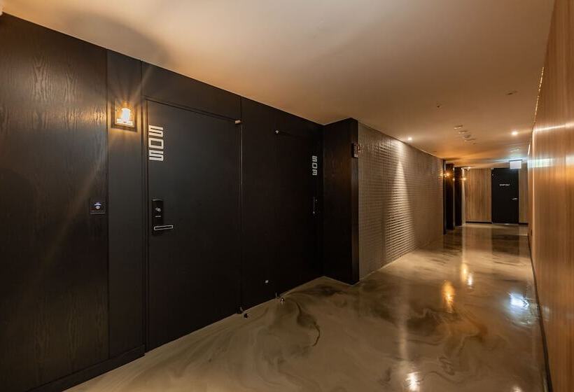 Brown Dot Hotel Seosan