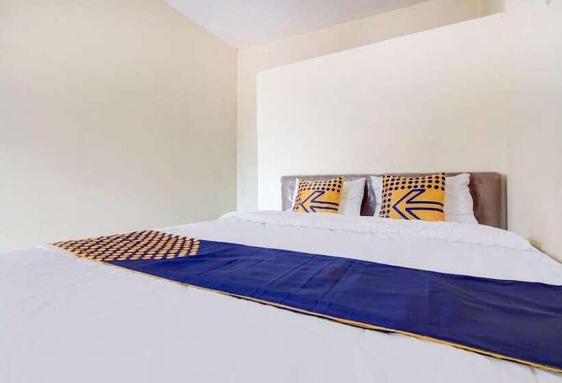 호텔 Puspita Depok