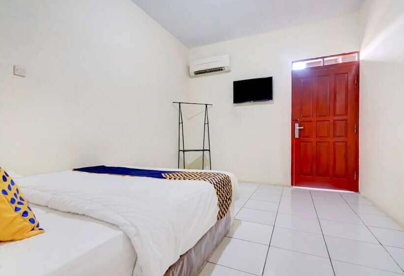 호텔 Puspita Depok