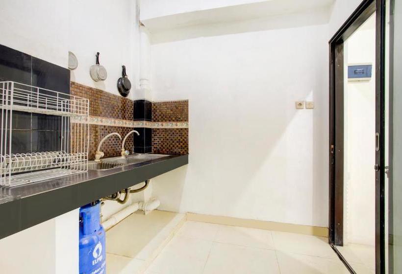 酒店 Vaccinated Staff Spot On 3928 Terrace House Syariah