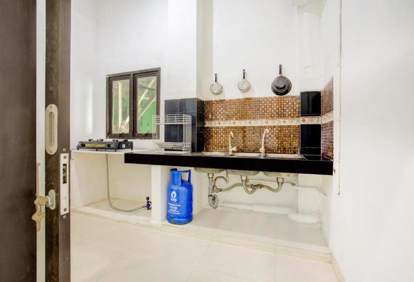 酒店 Vaccinated Staff Spot On 3928 Terrace House Syariah