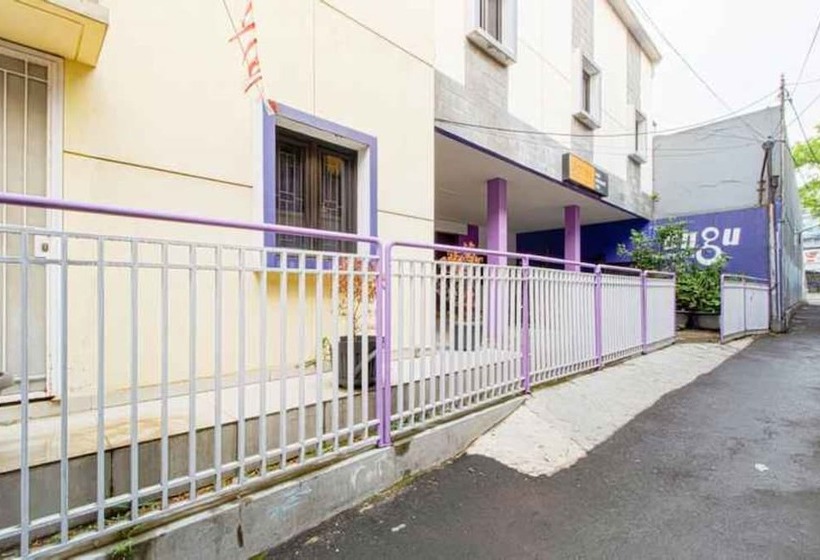 호텔 Ungu Residence Syariah Bandung