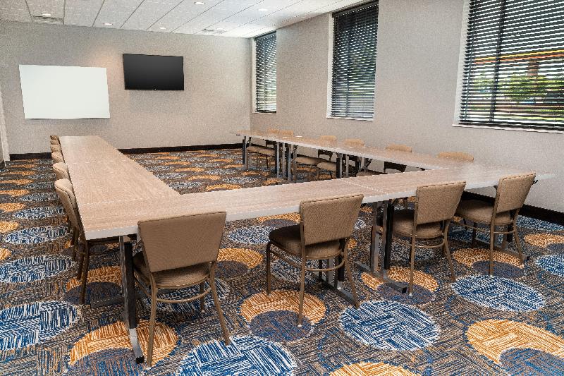 Отель Staybridge Suites Nashville Vanderbilt, An Ihg