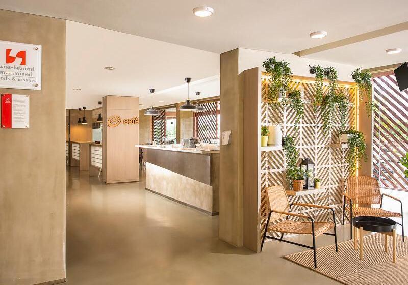 호텔 Swissbelexpress Cilegon