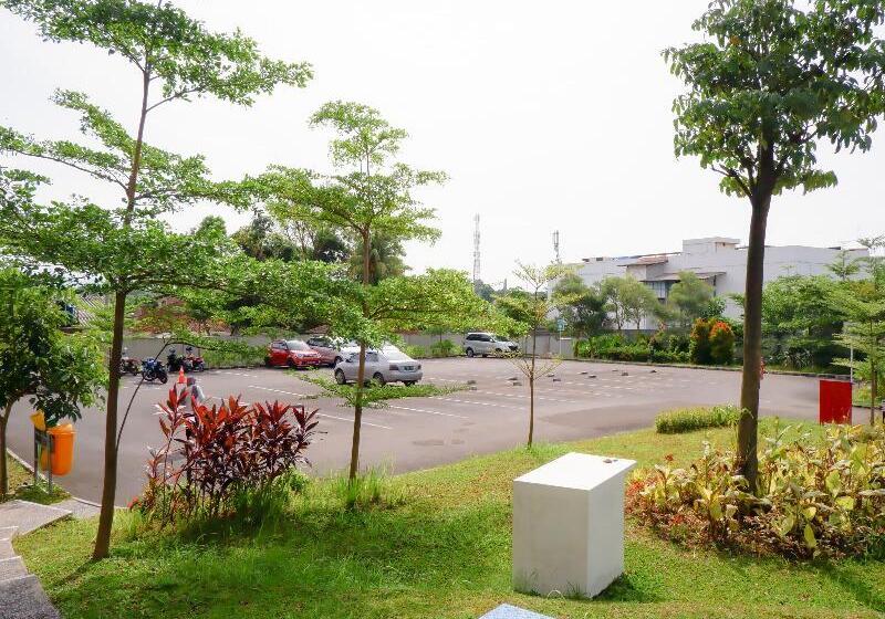 호텔 Swissbelexpress Cilegon