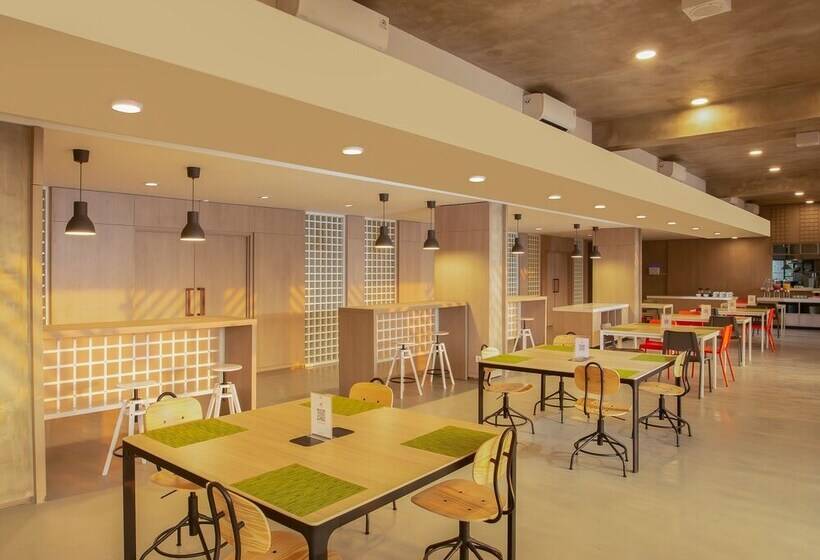 호텔 Swissbelexpress Cilegon