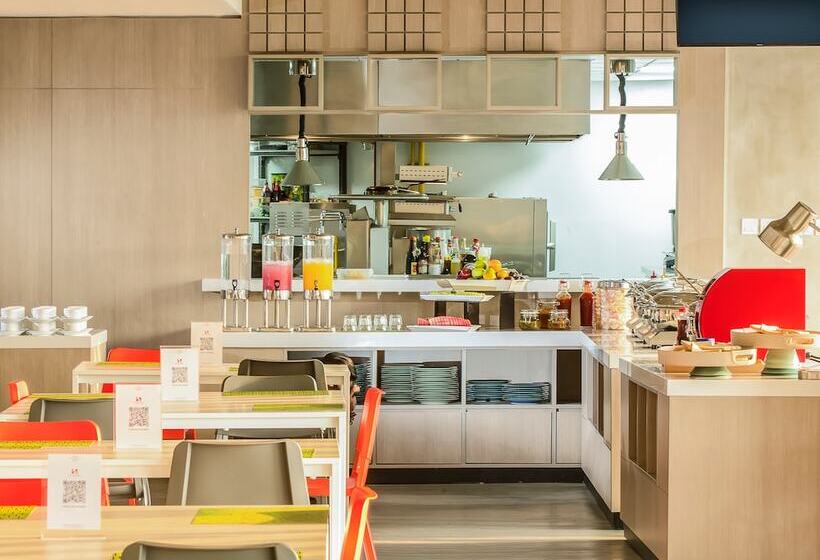 호텔 Swissbelexpress Cilegon