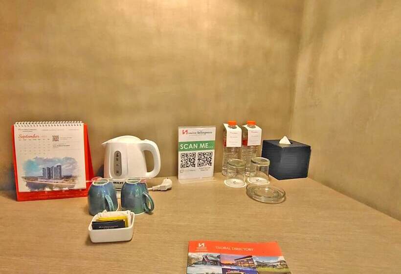 호텔 Swissbelexpress Cilegon