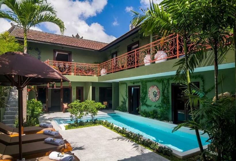 בית מלון כפרי The Lodge Canggu