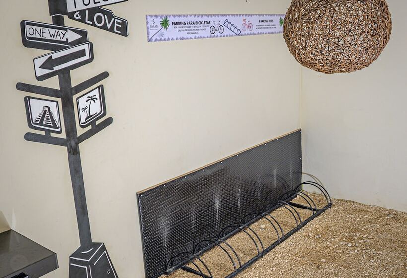 Moonshine Tulum Hotel & Hostel