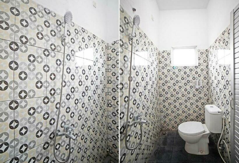 פנסיון Gurusinga Guesthouse Redpartner