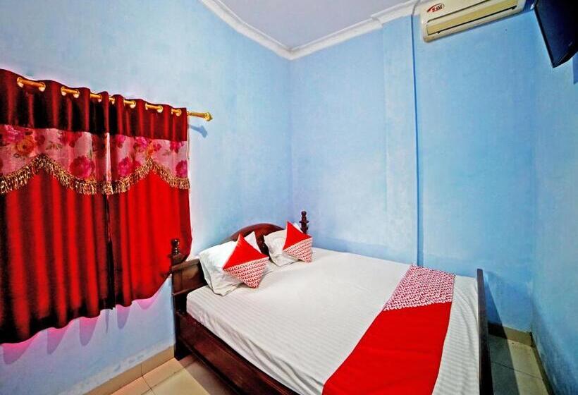 פנסיון Gurusinga Guesthouse Redpartner