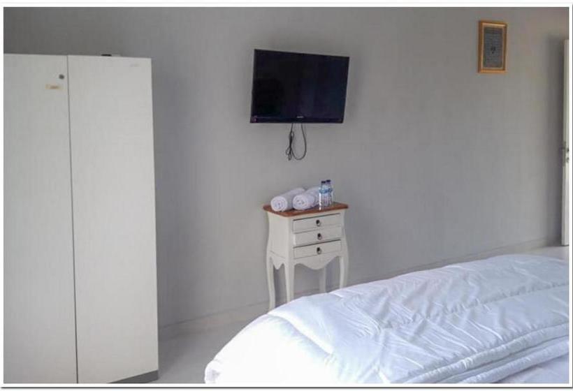 膳宿费 House Acasia Syariah