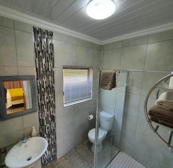 بنسيون Huis Van Seisoene