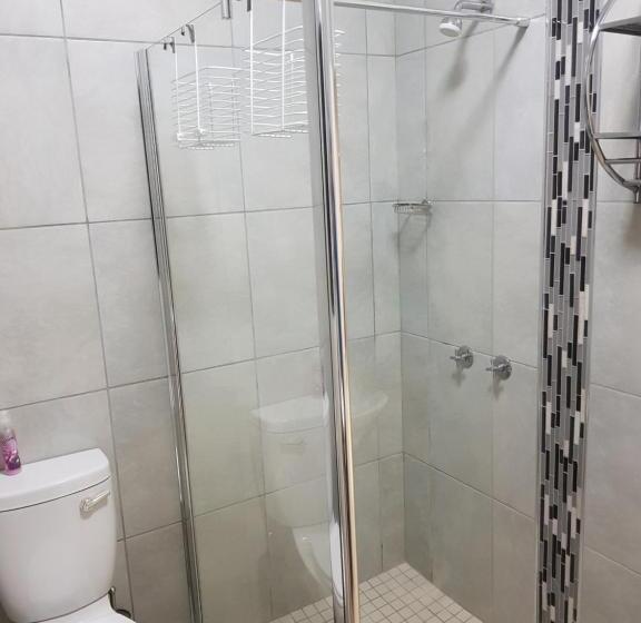 بنسيون Huis Van Seisoene