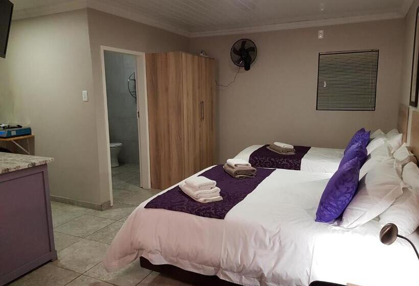 بنسيون Huis Van Seisoene