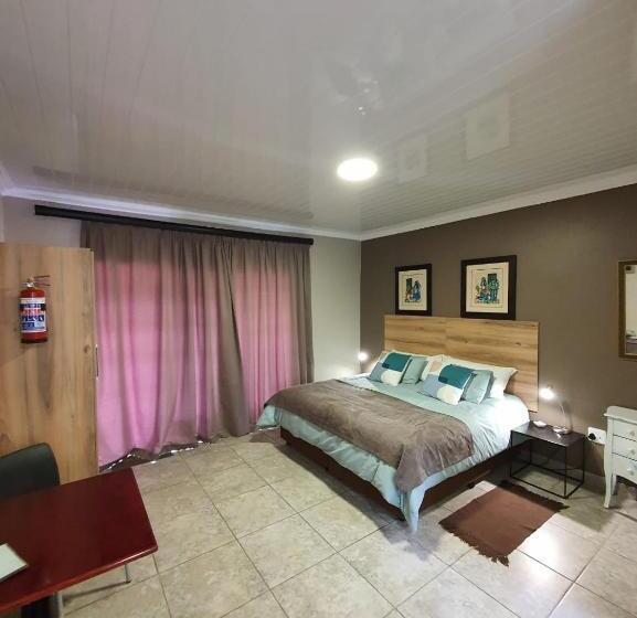 بنسيون Huis Van Seisoene