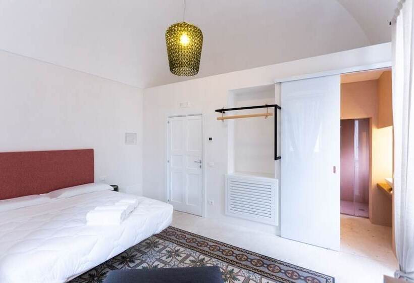 ペンション Viasarnelli72