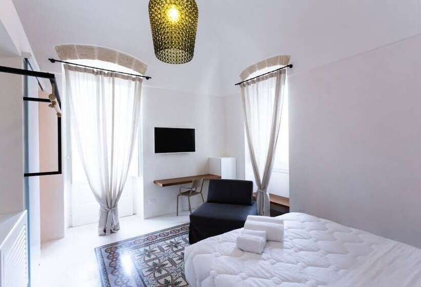 ペンション Viasarnelli72